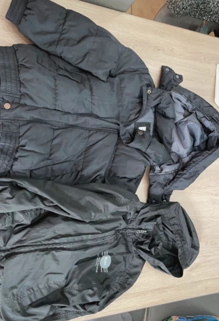 Blouson + coupe vent/kway Hugo boss en 6 ans