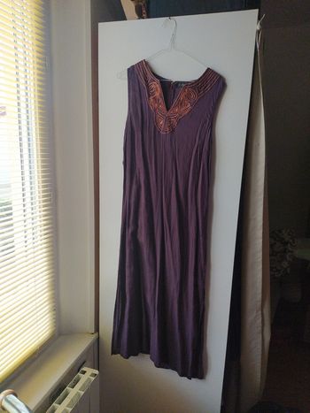 Robe longue fendue