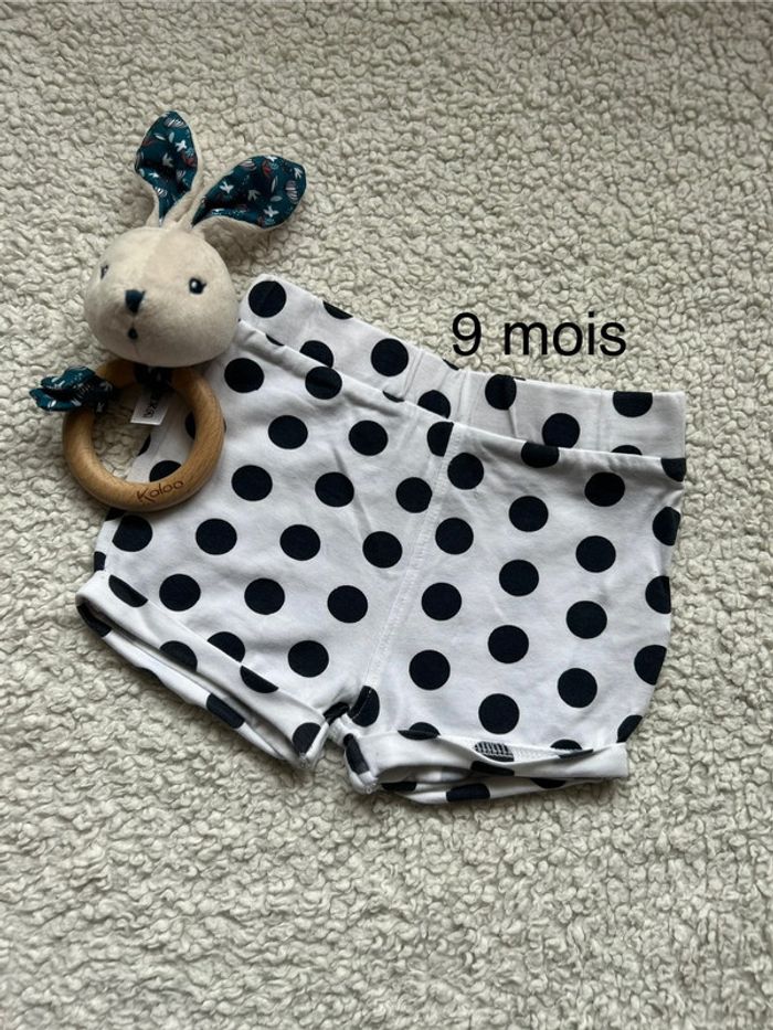Short fille 9 mois