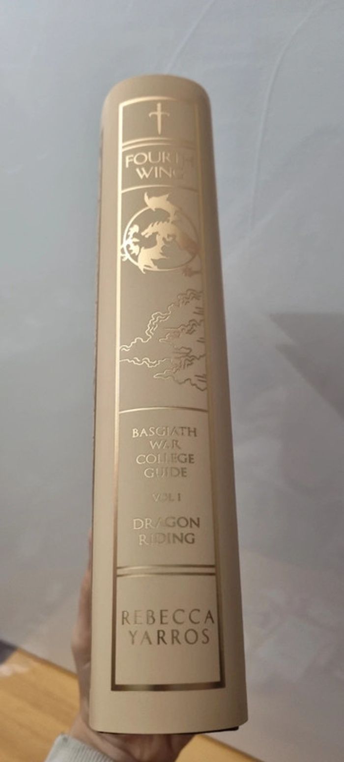 Fourth Wing limited + Goodies - photo numéro 7