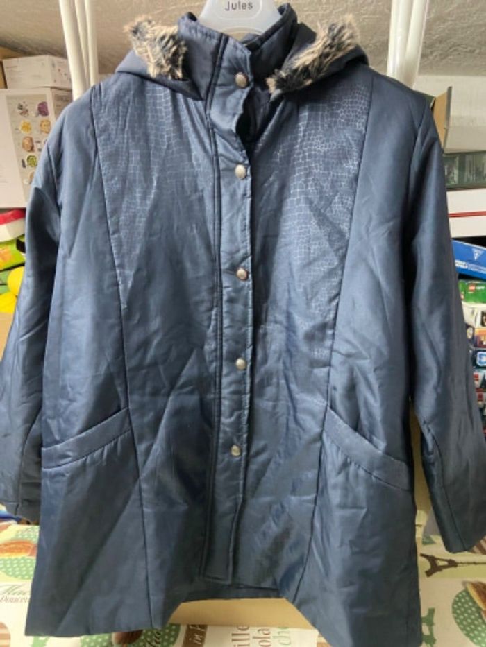 Manteau  taille 46/48 Anne de lancey