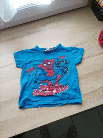 Tee shirt