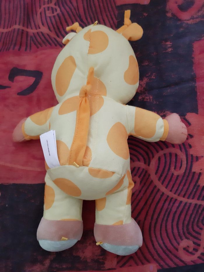 Petit bébé déguisé "girafe" Vtech - photo numéro 2