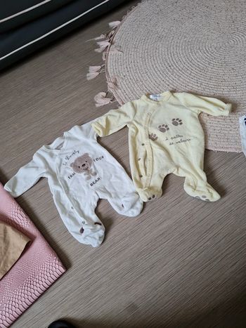 Lot 2 pyjamas 0 mois  50 cm