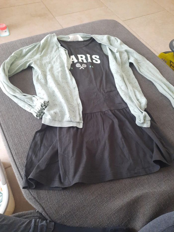 Robe et gilet vert - photo numéro 2