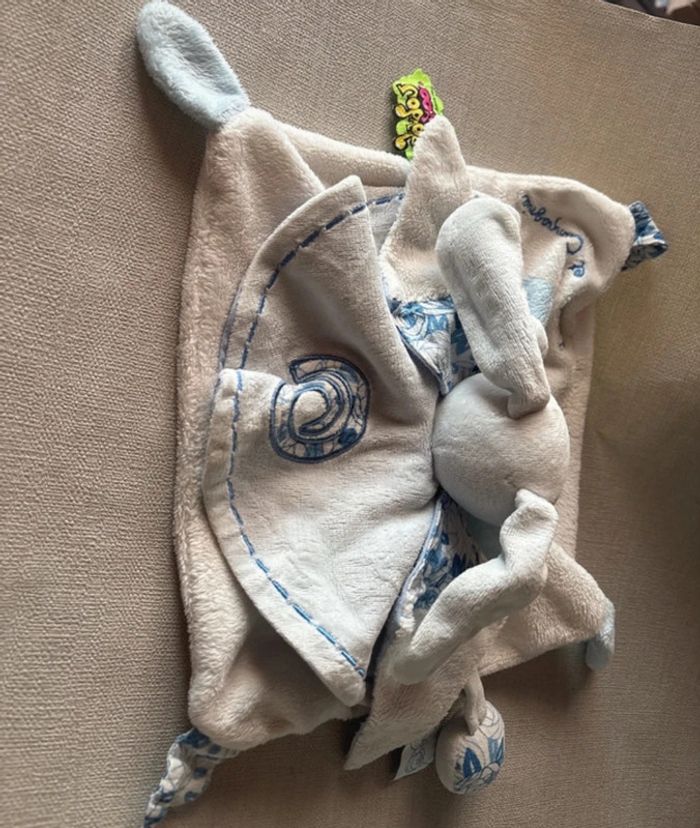 Doudou Plat Lapin 🐰 Doudou ET Compagnie Tatoo Bleu ET Blanc 25 CM - photo numéro 3