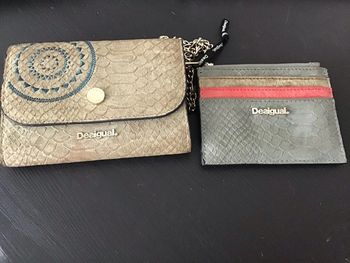 Porte monnaie / portefeuille 2 en 1 Desigual