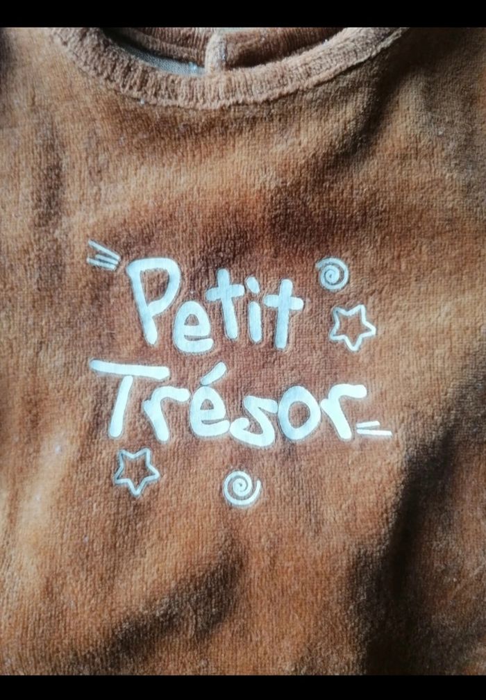 Lot de deux pyjamas velours 6 mois - photo numéro 3