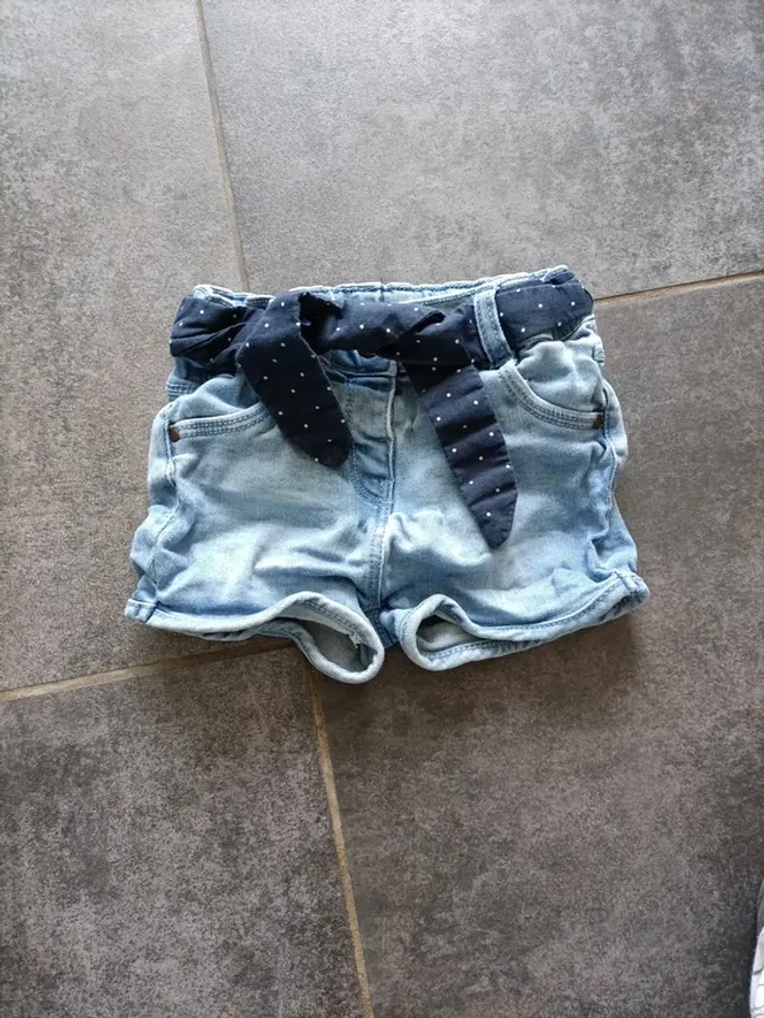 Short en jean stretch ajustable