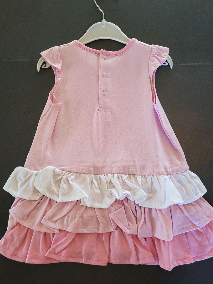 Robe hello Kitty rose  6 mois - photo numéro 3