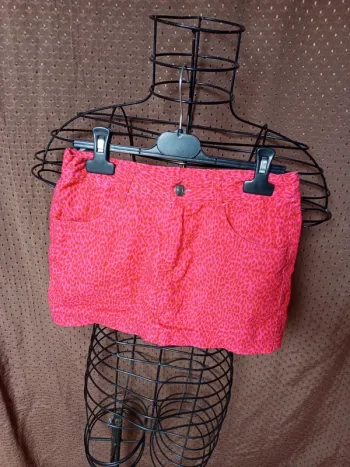 Jupe rose taille 12ans