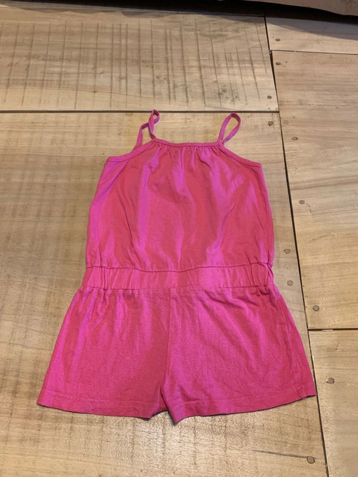 Combi short rose fuchsia Kiss melodie girl 5 ans en très bon état - photo numéro 5