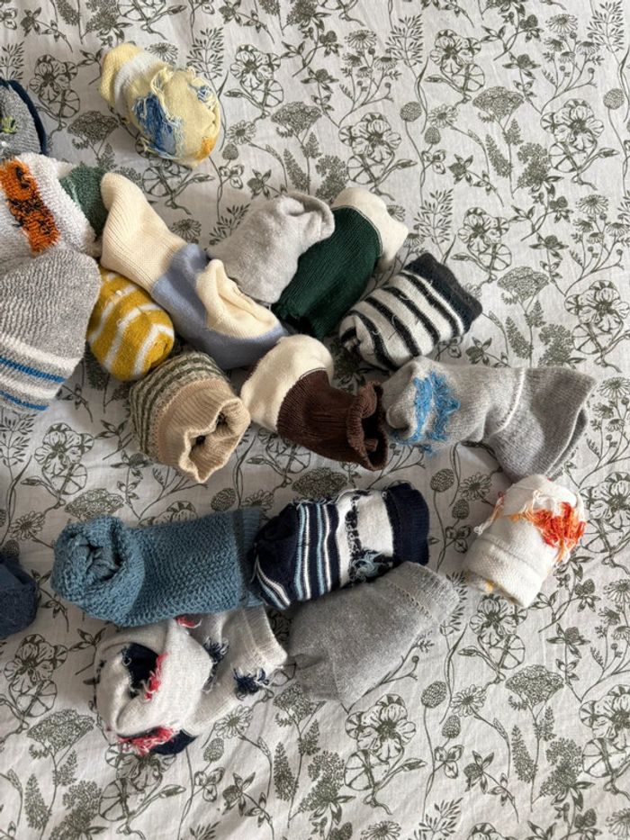 Gros lot de chaussettes bébé - photo numéro 2