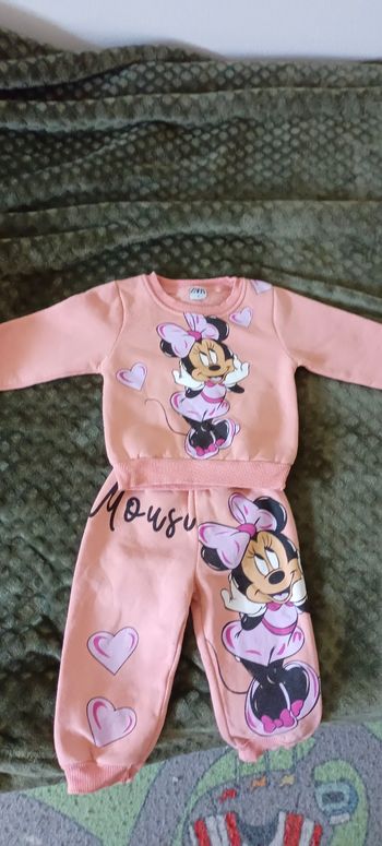 Jogging rose bébé