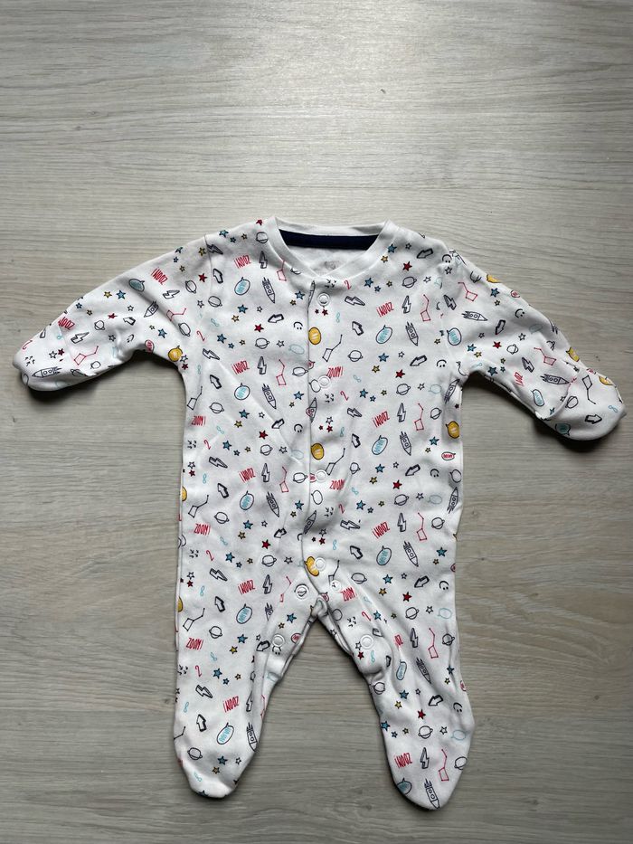 Lot de 3 pyjamas neufs garçon Primark naissance - photo numéro 2