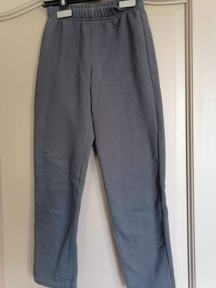 Pantalon de sport taille 8 ans