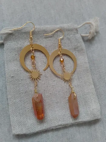 Boucles d'oreilles lune soleil quartz