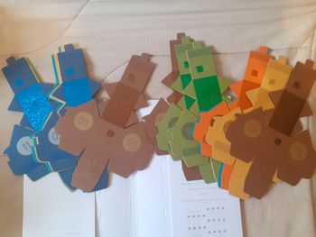 Calendrier de l'Avent en maisonnette en carton - A faire - NEUF