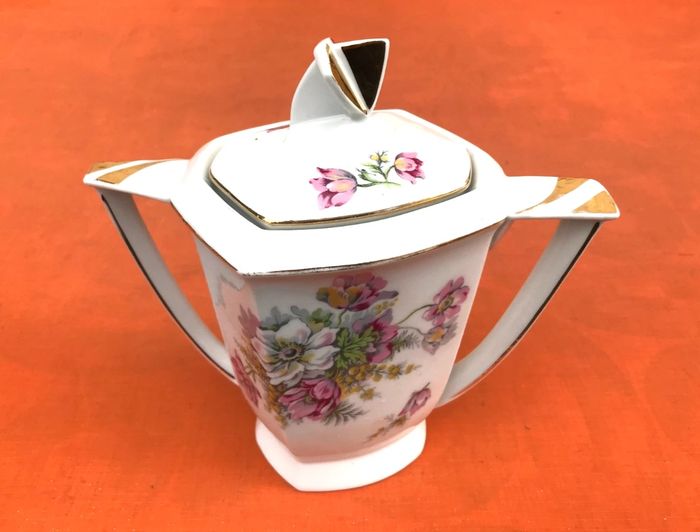 Ancien sucrier Porcelaine  Importé de Jean-Marie Tchécoslovaquie - photo numéro 2