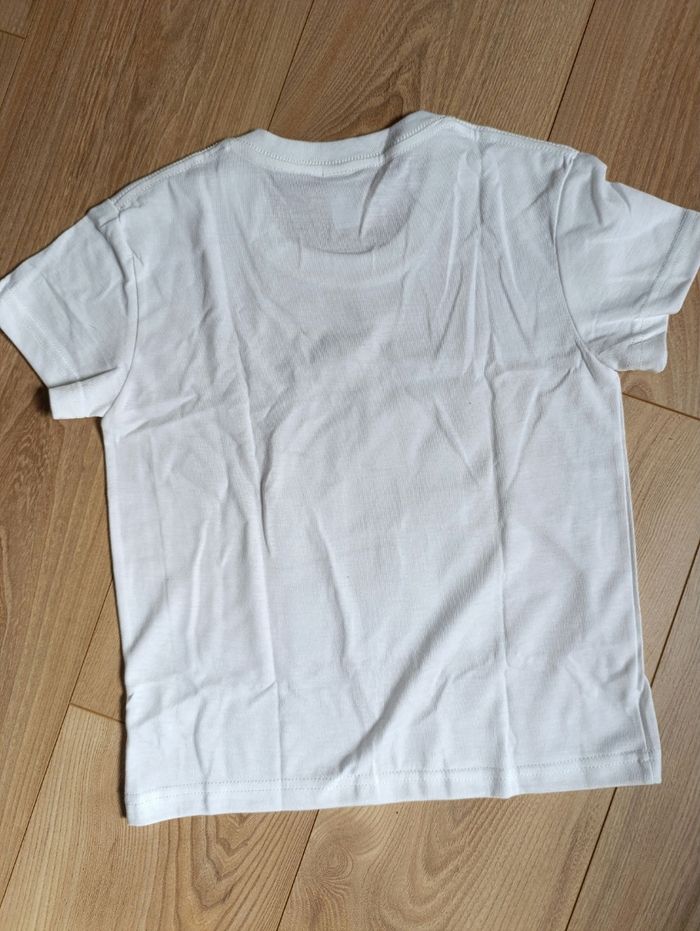 Tee shirt K-pop demon hunters huntrix neuf - photo numéro 3
