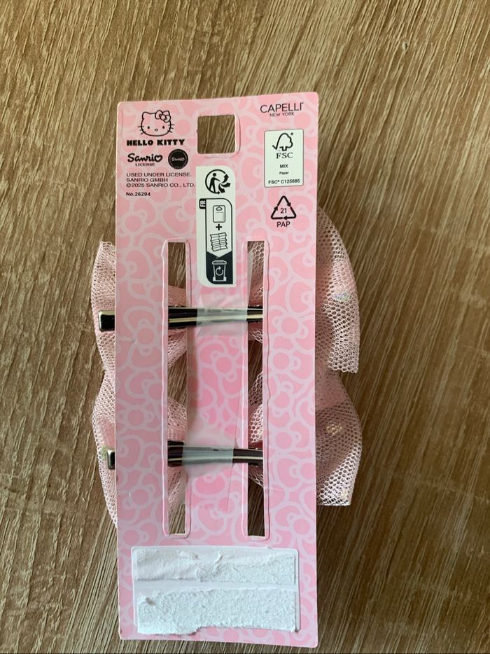 2 barrettes hello Kitty - photo numéro 2