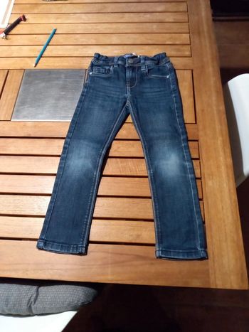 Jean skinny moustache usé T 4 ans 104 cm