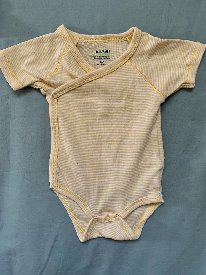 Lot de bodies - photo numéro 6