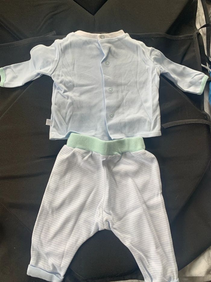 Ensemble bébé - photo numéro 3