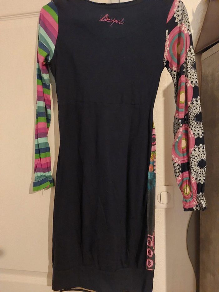 Jolie Robe 👗 fille Desigual taille réellement 11/12 ans manches longues - photo numéro 2