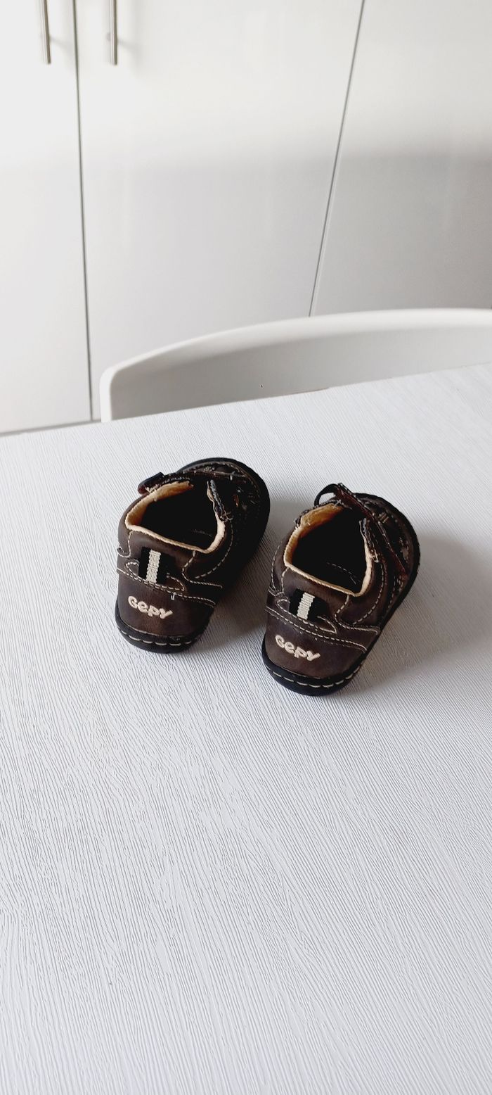 Chaussure taille 19 gepy - photo numéro 4