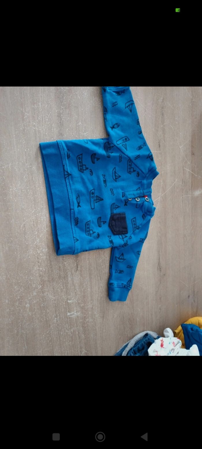 Pull et tee-shirt 3 mois - photo numéro 3