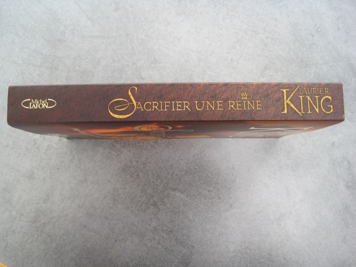 Livre "Sacrifier une reine" Laurie R. King - photo numéro 4