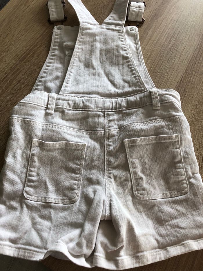 Combi short blanc 7 ans - photo numéro 6