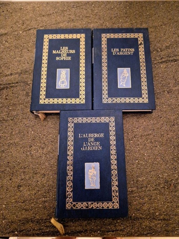 3 livres anciens 1974