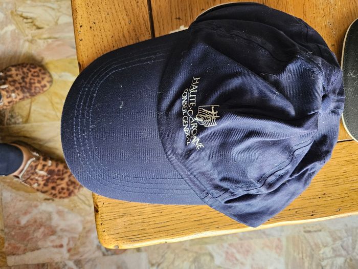 Lot de 3 casquettes et 1 bob - photo numéro 8