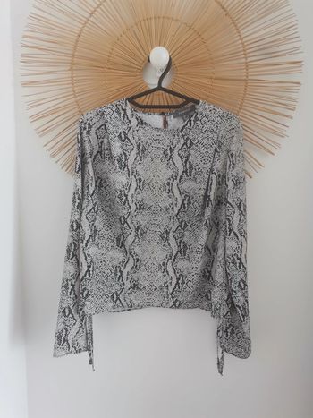 Haut léger 38 primark