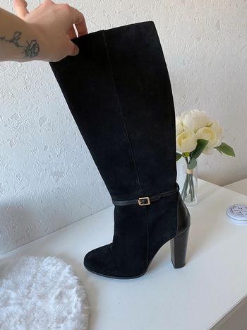 Bottes en daim à talons