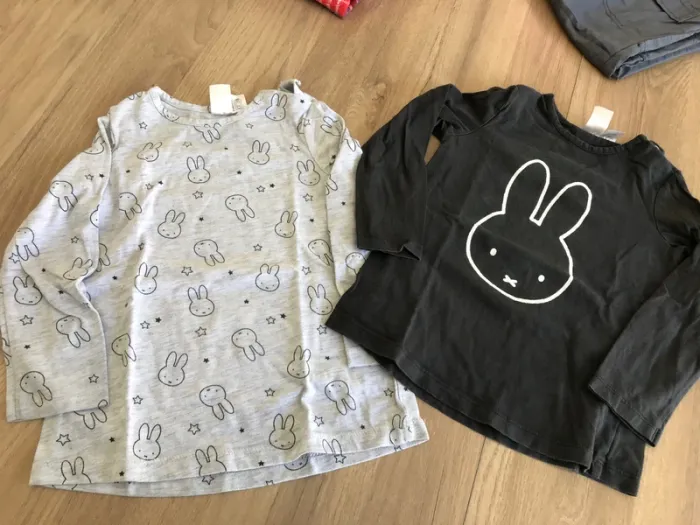 T-shirt Miffy h&m 18/24 mois