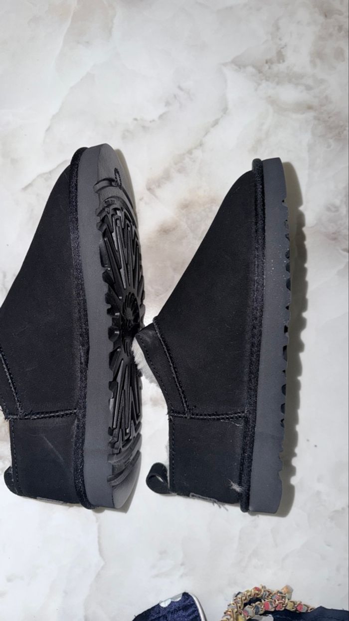 Mini-micro ugg noir - photo numéro 4