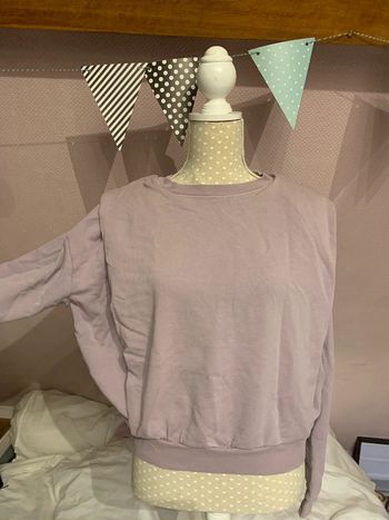 Pull avec épaulettes