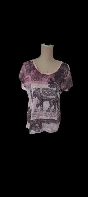 264- T-shirt , taille 46, miss charm