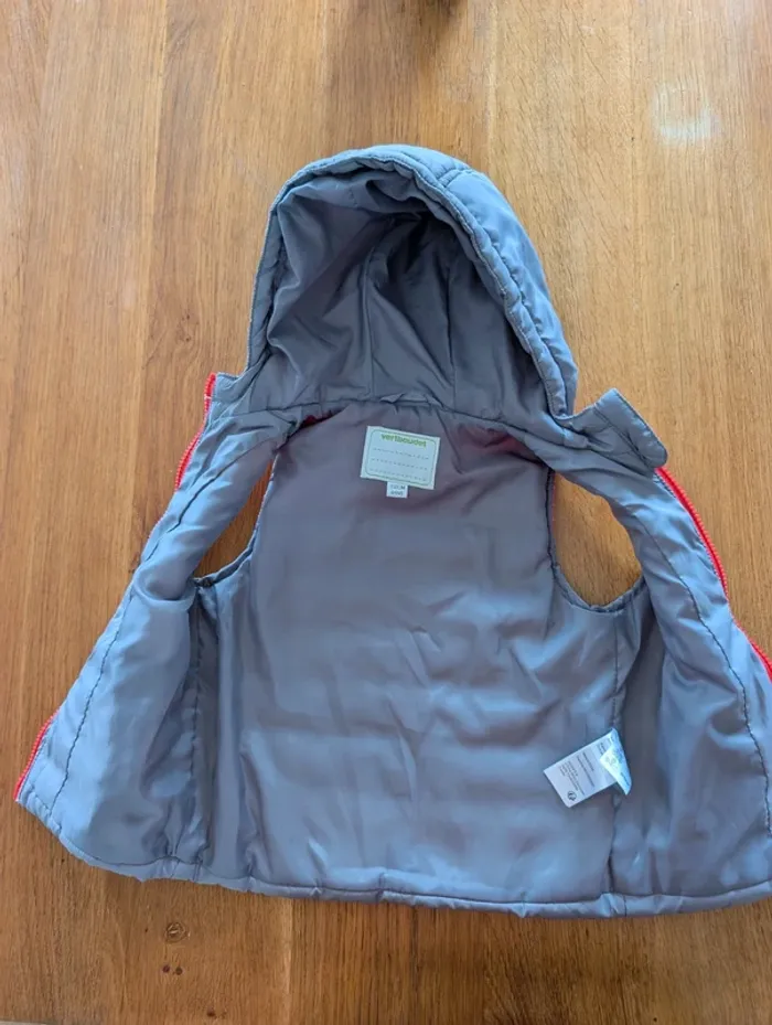 Doudoune sans manches grise à capuche 4 ans - photo numéro 3