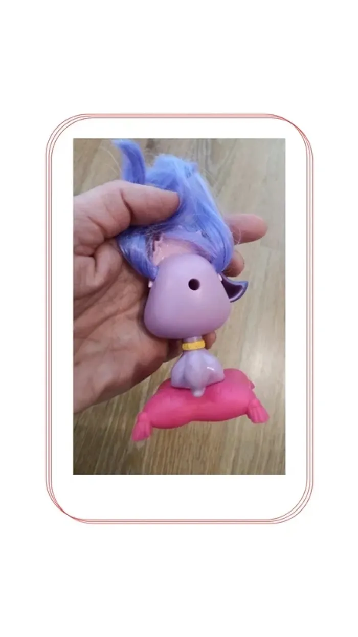 Figurine Chienne princesse sur coussin Littlest Pet Shop - Hasbro - photo numéro 7