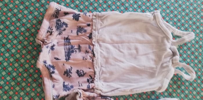 Barboteuse + bodie robe ikks - photo numéro 7