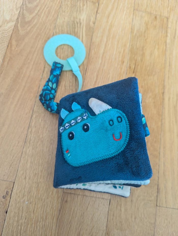 Livre sensoriel Lilliputiens