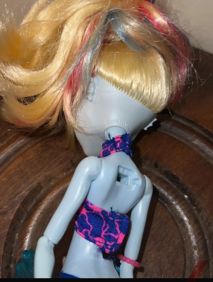 Monster High Lagoona Blue Great Scarrier - photo numéro 4