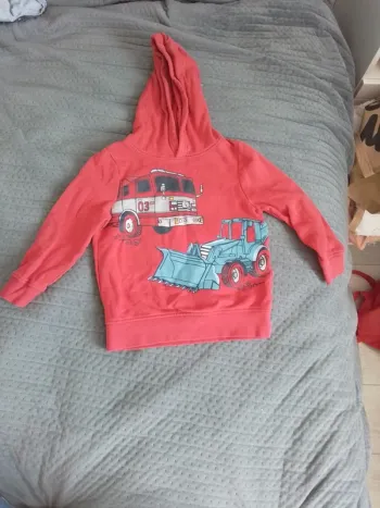 Pull rouge