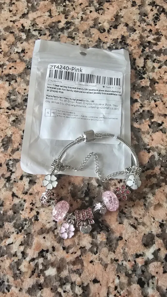 Bracelet neuf 20 cm