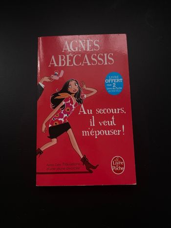 Livre au secourt il veut m’épouser