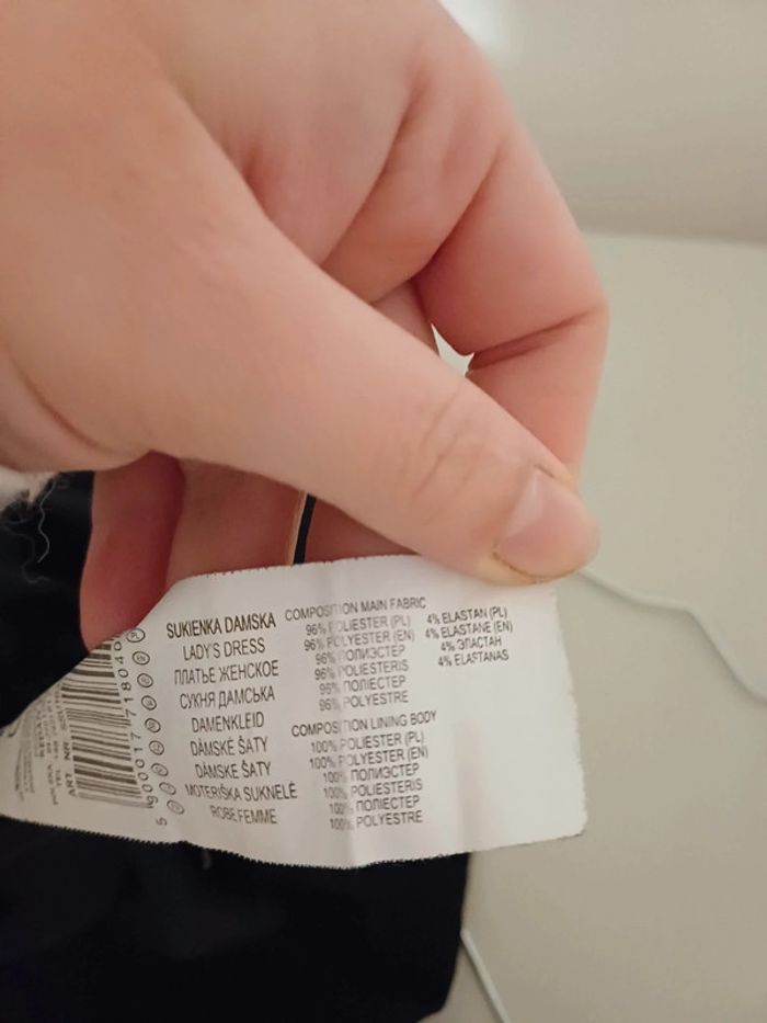 Petite robe noire chic Top Secret taille M 38 - photo numéro 9